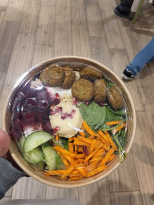  at Dean & David - Hbf in Frankfurt