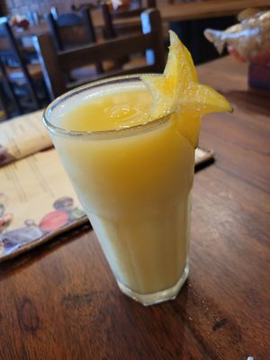 jugo de Camu Camu at Tierras Amazónicas in Leticia