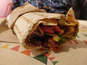Crispy wonders wrap II at VeggyGO in Aachen