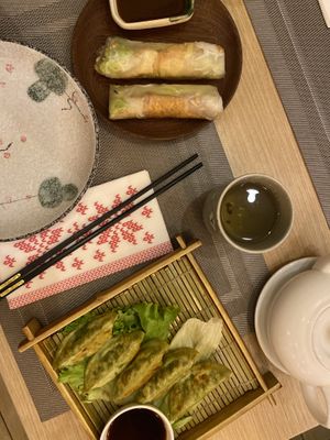 Ravioli di verdure e involtini estivi  at Hanoi in Milan