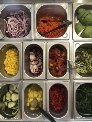 Toppings  at Huna Poké House in Loredo