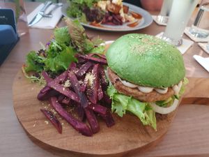 Burger 🍔  mit Jackfruit Chicken soooo lecker at Moringa Plant-Based Restaurant in Kuta