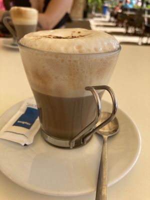 Soy capuchino at Chapter One in Gran Canaria