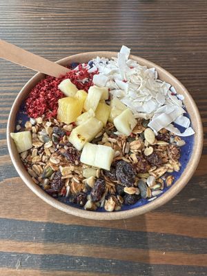 Spirulina Bowl   at CPH - OLIOLI - Copenhagen Airport - T2 in Copenhagen