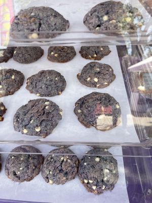 The blueberry cookies  at The Crazy Apron in Clermont