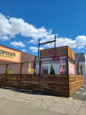 Outdoor seating! at Winey Dogs in Yakima