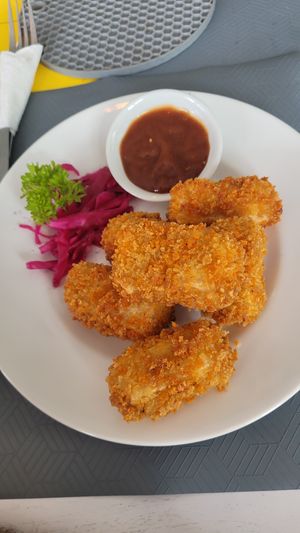  at Melon Café in Amed