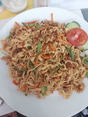 Mie Goreng at Melon Café in Amed