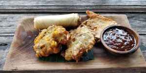 Mixed bites; all veg at Sweet Orange in Ubud