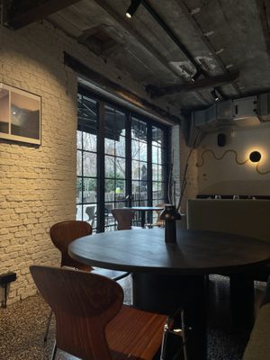   at Camionette in Antwerpen