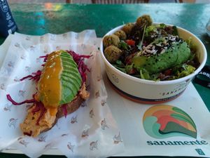  at Sanamente Healthy Food & Juice Lab in Forte Dei Marmi