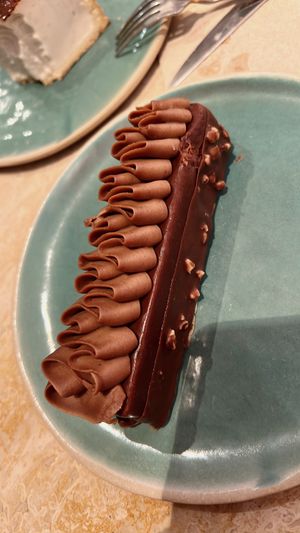 pastel de chocolate y galleta  at Ethique Plant-based in Istanbul