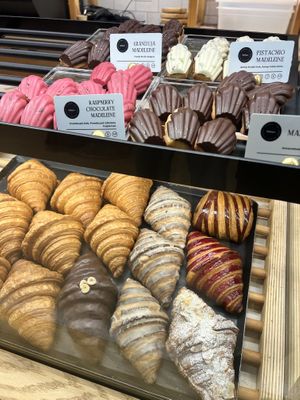 mucha variedad   at Ethique Plant-based in Istanbul