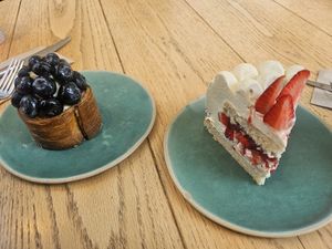 Blueberry tart; strawberry cake at Ethique Plant-based in Istanbul
