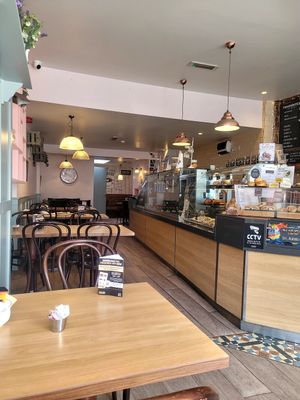  at Esquires in Castlecomer