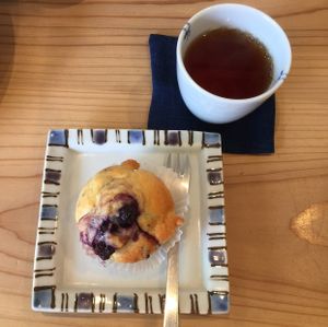 Blueberry muffin & organic tea~ at Life Gallery in Oita