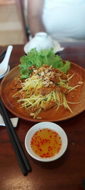 Jain Vegan Mango Salad at Nhà Hàng Chay NẤM in Phu Quoc