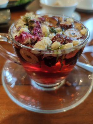 5 spices hot tea at Nhà Hàng Chay NẤM in Phu Quoc