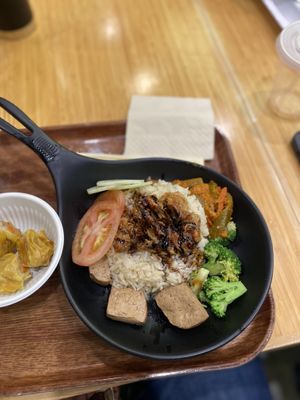 Crispy beancurd skin sesame rice  at Greendot 绿一点 - Asia Square in Central Singapore