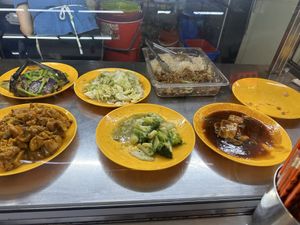   at Ming Yi Vegetarian 明意素 in Central Singapore