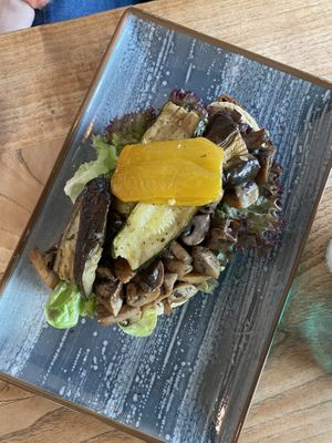   at Copper Bay Superfood & Coffee in Frankfurt