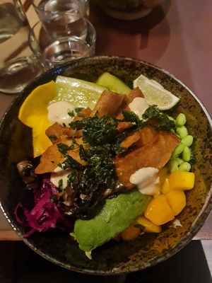 Vegan bowl at Din Din club in Sundbyberg