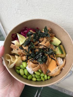 Tofu-bowl  at Din Din club in Sundbyberg