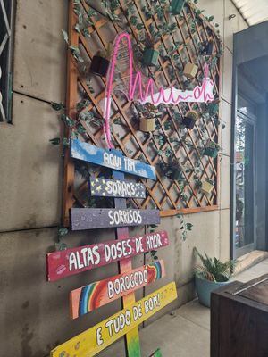  at Mundi Café in Charneca Da Caparica