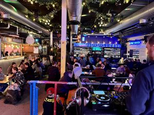 Food court with dj   at Silk Road in Oslo