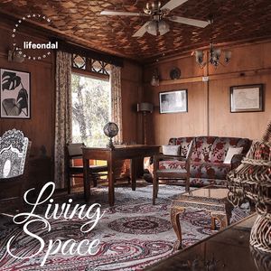 Interior  at Life on Dal  in Srinager