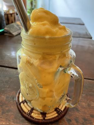 Sunshine smoothie, $2.50  at The Little Red Fox Espresso in Siem Reap