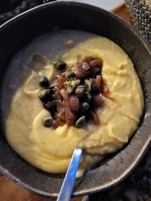 Fava with caramelised onions at Mouria 1923 in Kymi