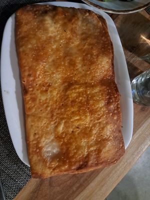 פאי גבינה טעים at Mouria 1923 in Kymi