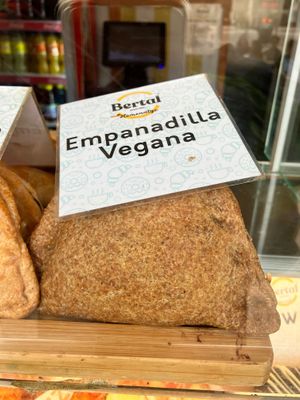 Vegan empanada at Bertal in Valencia
