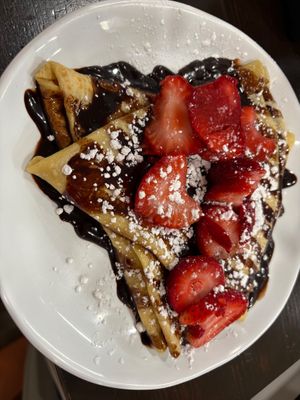 Berry nutty, veganized at Crêpe Café Sisters in Leavenworth