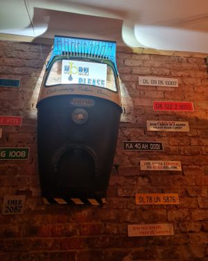 Restaurant vibe at Horn Please in Glasgow