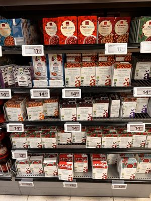 Organic beans & tomatoes  at Brugseni in Ilulissat