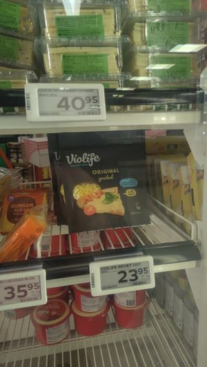 violife vegan pizza cheese at Brugseni in Ilulissat