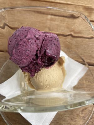 Blueberry & Roasted peanut   at Chika Sladoled in Ljubljana