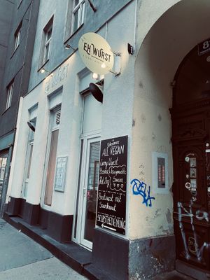 Outdoor at Eh Wurst Vegane Würstelbar in Vienna