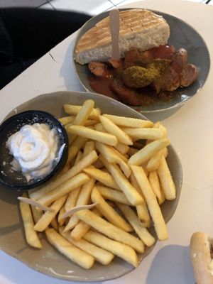 Currywurst  at Eh Wurst Vegane Würstelbar in Vienna