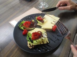 Fig almond sandwich with vegan cheese at De Rietschans in Haren