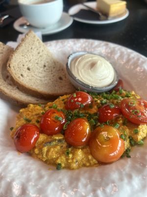   at Frau im Mond in Munich