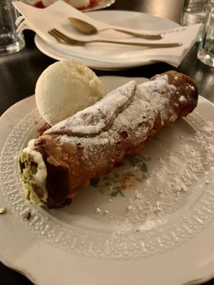 Caneloni  at Konijnenvoer in Arnhem