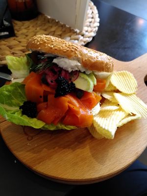 Carrot lax bagel at Konijnenvoer in Arnhem