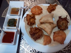 Mixed vegetarian plate !without paneer to make it vegan!, recommend it at Indian Sabor in Calella