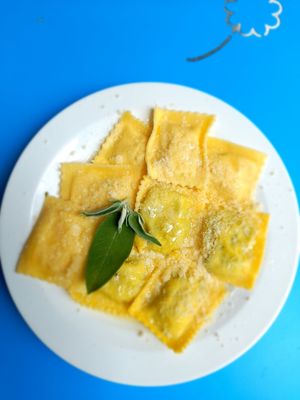  at Humus Bio Bakery Bistrot in Parma