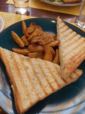 toast with vegan cheese and fries (or salad ) at The Brunchers in Athens