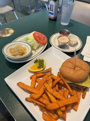 Double smash Impossible Burger  at Mel's Drive-In in West Hollywood