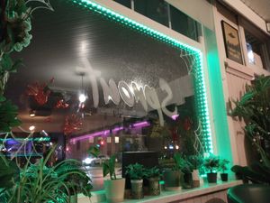 Front window at Sprout in Bruges
